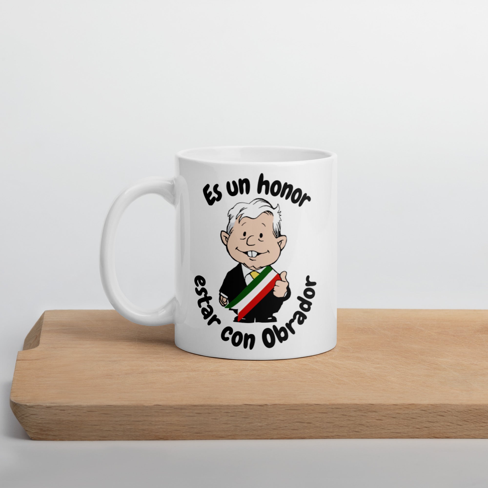 AMLO - Taza De Café Es Un Honor Estar Con Obrador Con Divertidos Dibujos Animados Muneco Amlito Taza De Ceramica Blanca Brillante Con Colores